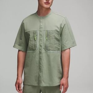 💘 NWT Lululemon Water Repellent Hiking Adventure Short Sleeve Laurel Green